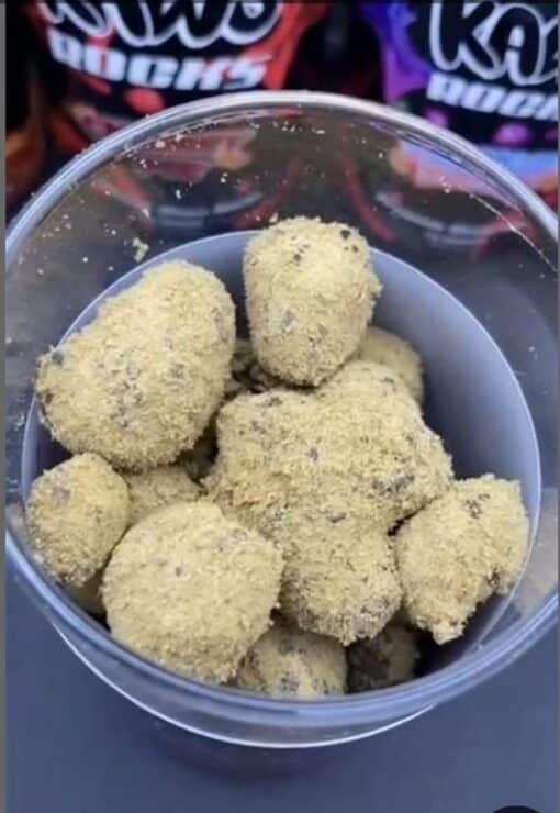 KAWS MOONROCKS 1OZ ON SALE $225 ($8per gram) 🔥🔥🔥 - Image 7