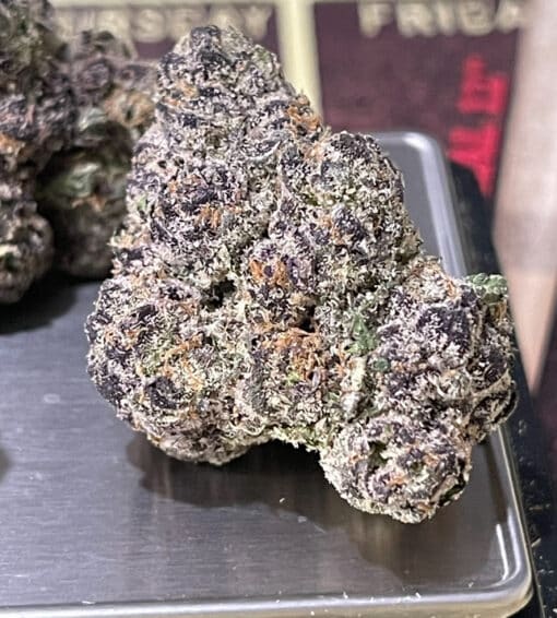 GIRAFFE  🦒🦒PUZZY 28grams OZ ON SALE HYBRID 🔥🔥 36%THC EXOTIC ON SALE - Image 4