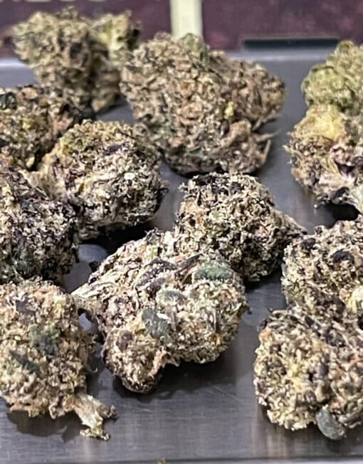 BLACK  TRUFLE 3.5g EXOTICS SMALL NUGS 30% THC INDICA - Image 4