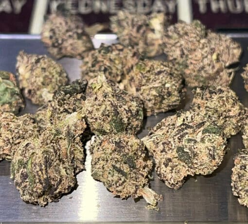 BLACK  TRUFLE 3.5g EXOTICS SMALL NUGS 30% THC INDICA