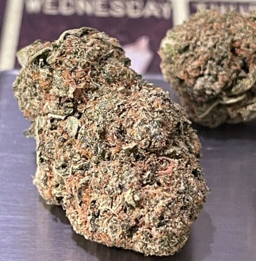 PINEAPPLE RUNTS 3.5g INDICA 28% INDICA - Image 5